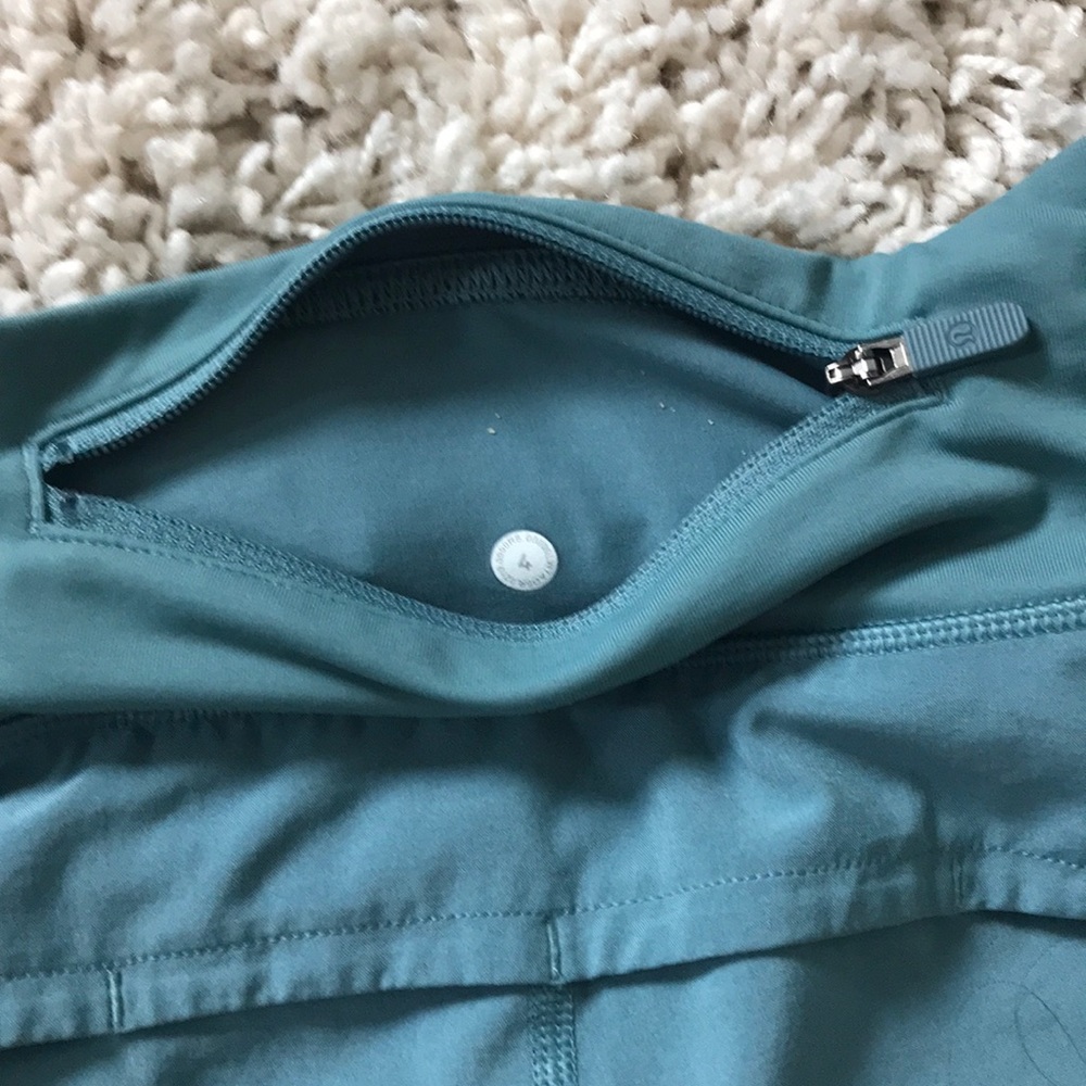 Teal Lululemon Speed Up Shorts 2.5" - Picture 4 of 4